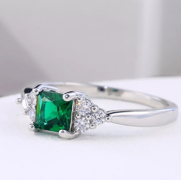 New Princess cut emerald ring!!! - Picture 2 of 7